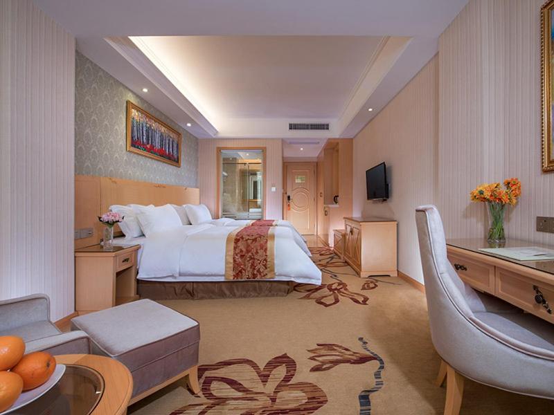Vienna Hotel Shenzhen Fuyong Village Fenghuangwei Екстер'єр фото